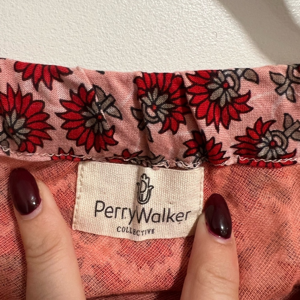 Chic Strapless Red And White Patterned Dress - image 2